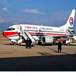 左旗巴彦浩特空运航空快运业稳步发展的原因是什么？